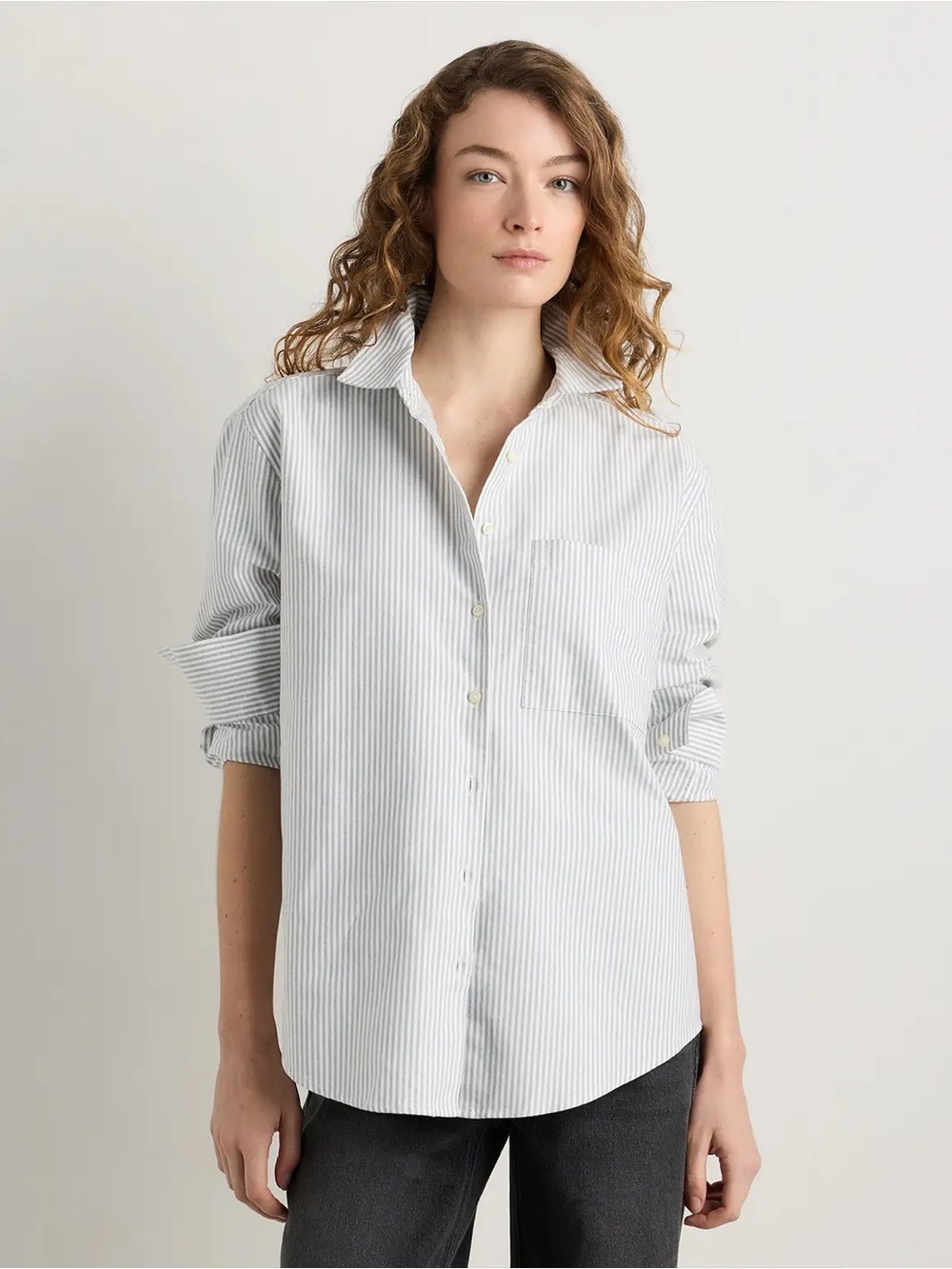 Quince Organic Cotton Relaxed Oxford Shirt in Black Midtown Stripe size XS